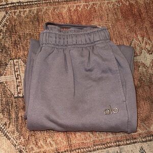 ALO Women’s XS Accolade “Fog” Sweatpants